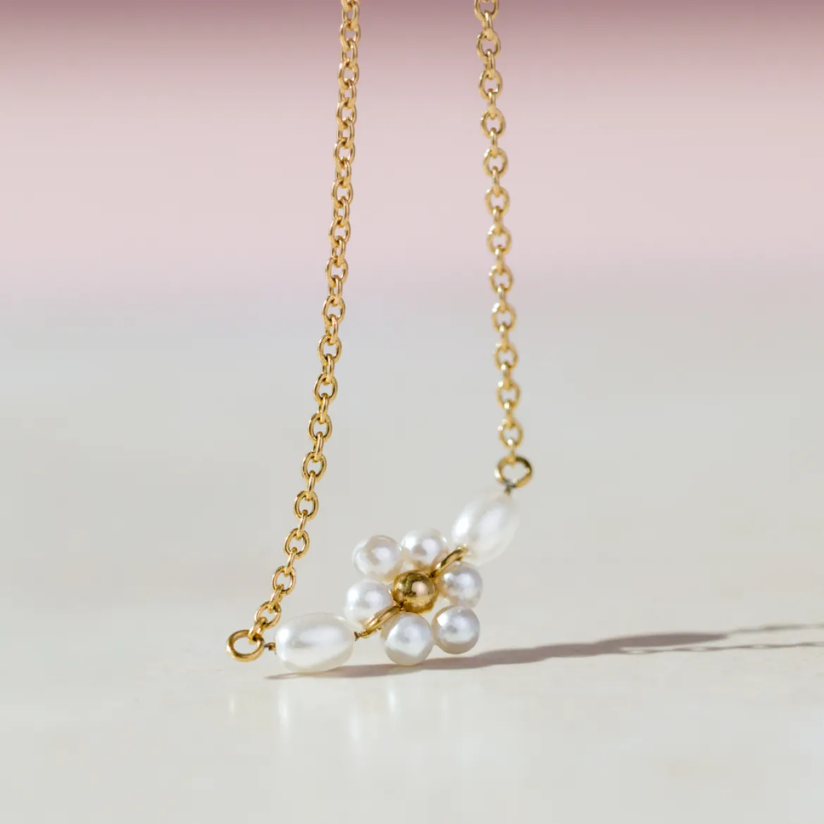 Daisy Choker Gold