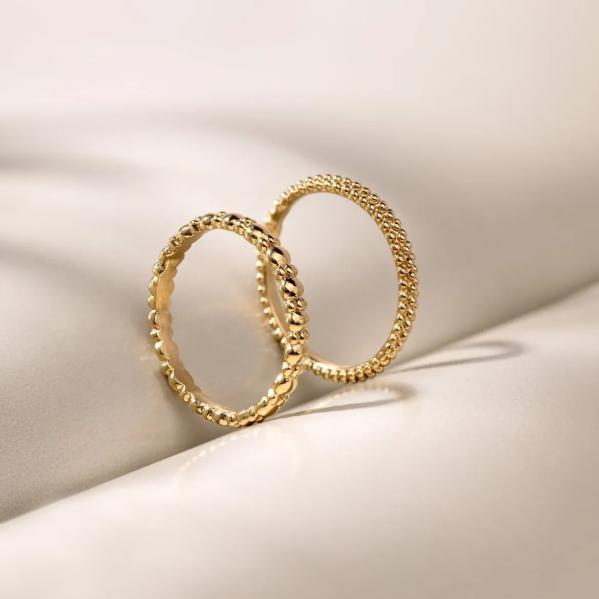 Dotted Ring Gold