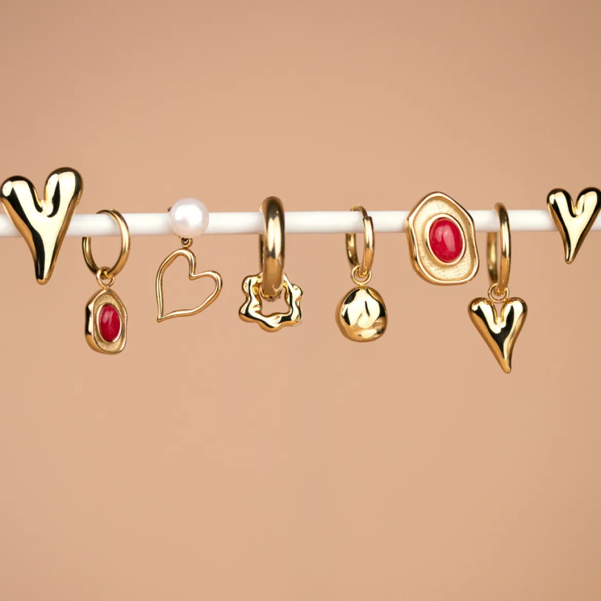 Flowy Heart Hoop Set Medium Gold