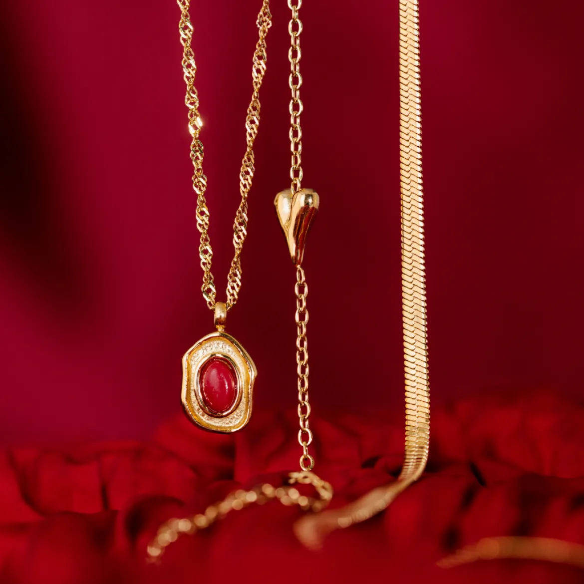 Flowy Heart Necklace Silber