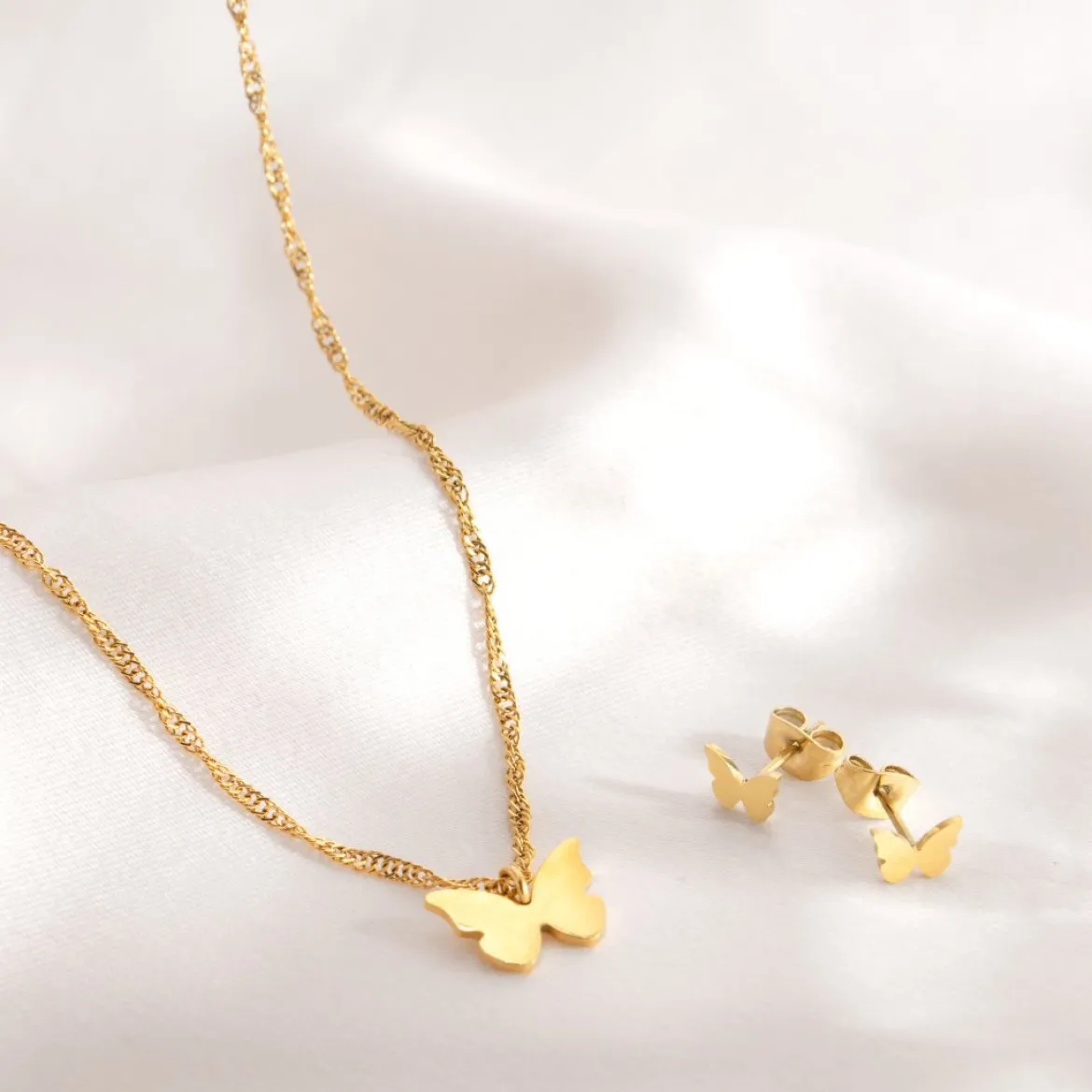 Flutterby Necklace Silber
