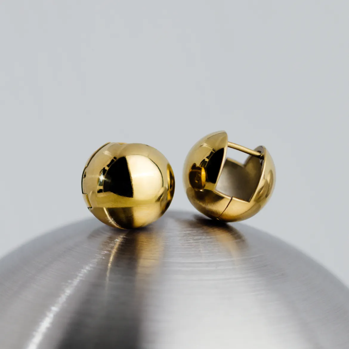 Graceful Curves Studs Silber