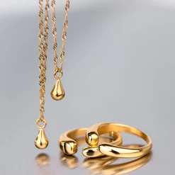 Huggie Ring Gold