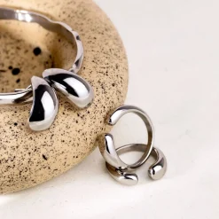 Huggie Ring Gold