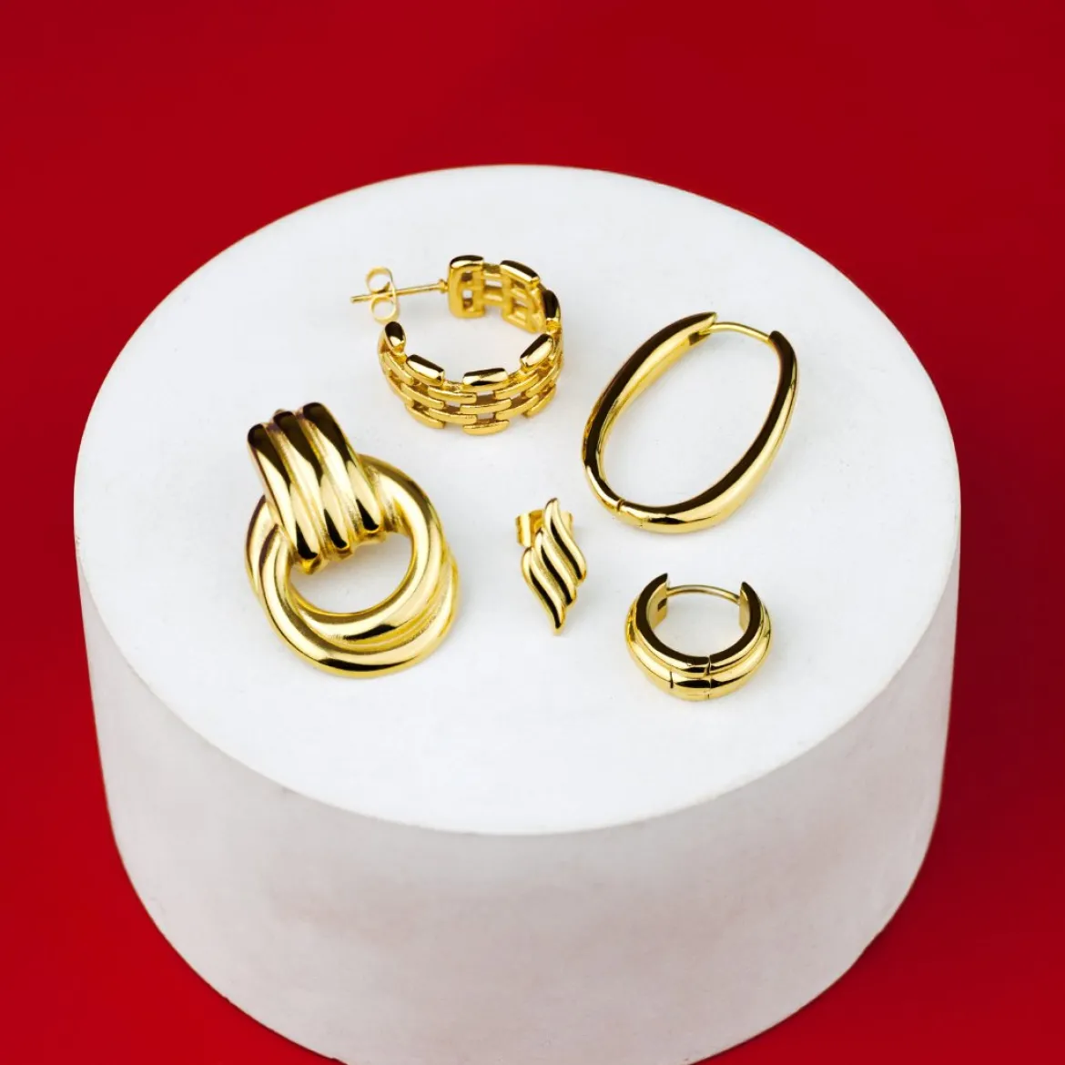 Infinity Loop Hoops Gold