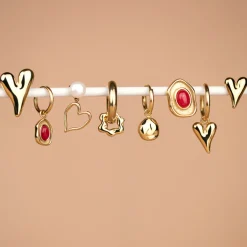 Melting Heart Pearl Studs Gold
