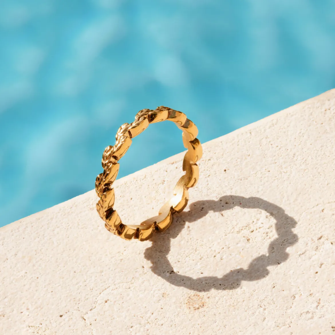 Petal Line Ring Gold