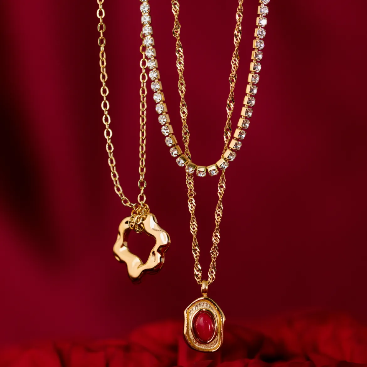 Scarlet Treasure Necklace Silber