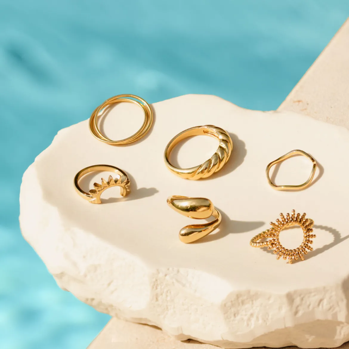 Slim Wave Ring Gold