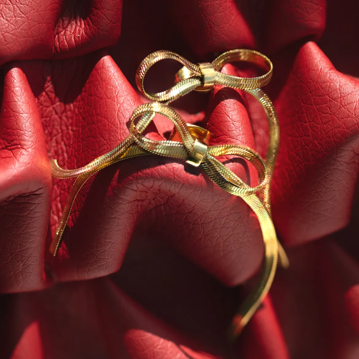 Sweet Bow Earrings Gold