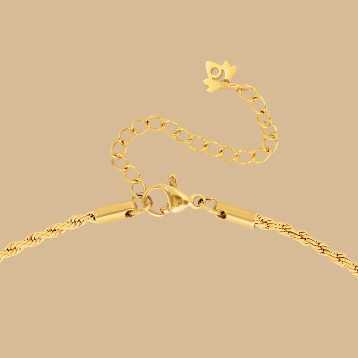 Sweet Swirl Necklace Gold