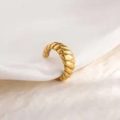 Towel Twist Ear Cuff Gold